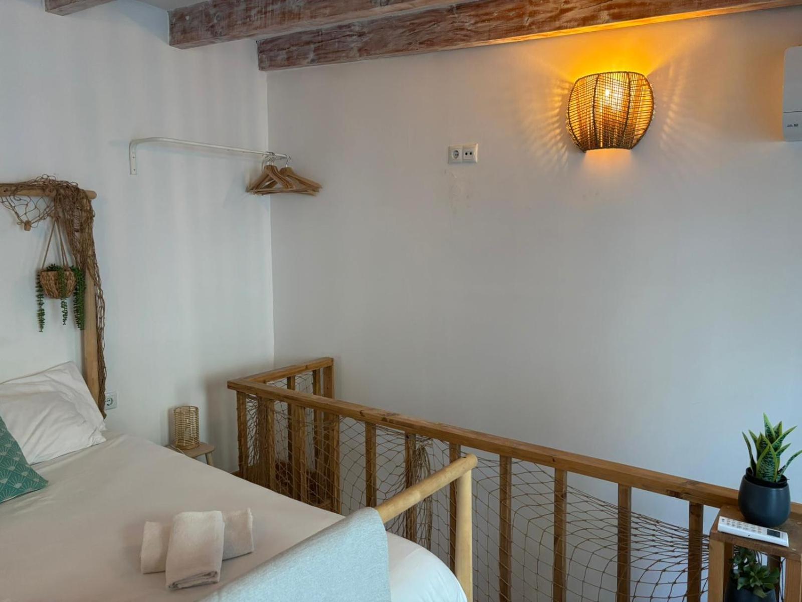 Private Terrace-Romantic-Sea, Castle Views-Central Alicante Luaran gambar